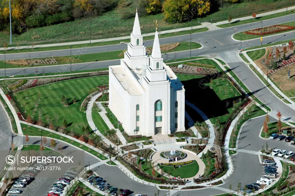 USA, Missouri, Kansas City, Aerial view of Temple in suburban Shoal Creek area of Northland near Liberty