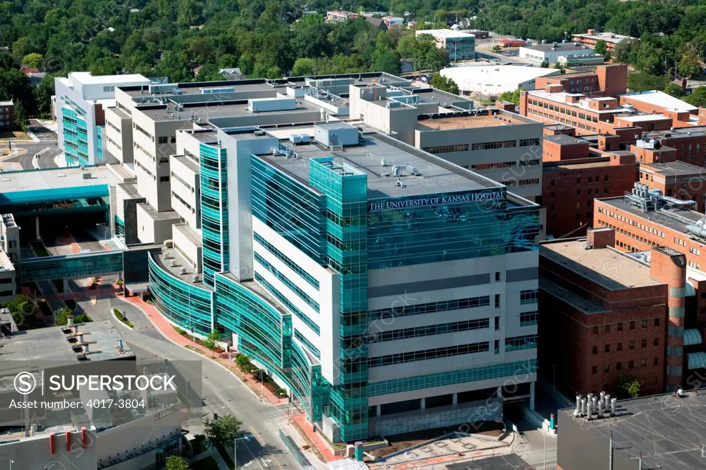 USA, Missouri, Kansas City, Aerial view of campus of University of Kansas Hospital