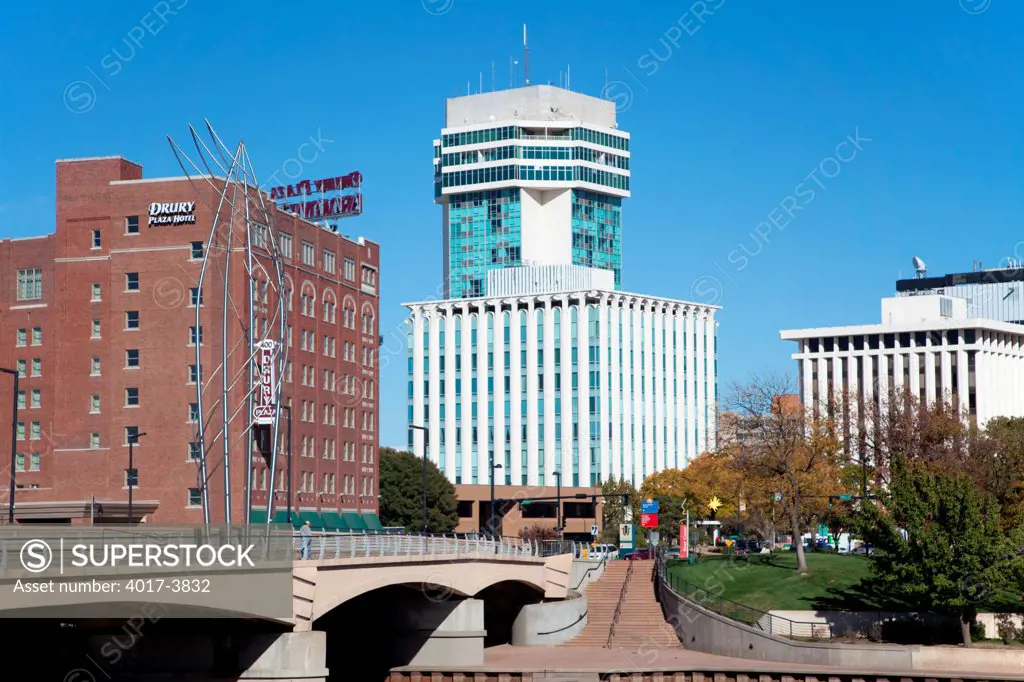 USA, Kansas, Wichita, 250 Douglas Place and Drury Hotel near Douglas Ave Bridge