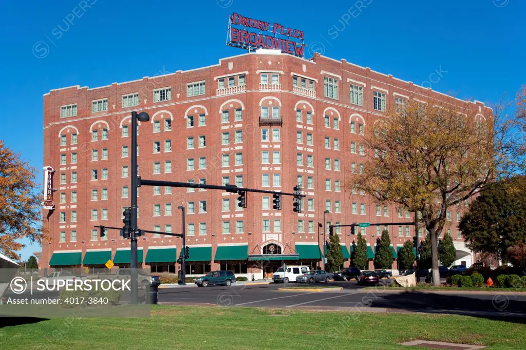 USA, Kansas, Wichita, Historic Drury Plaza Broadview Hotel