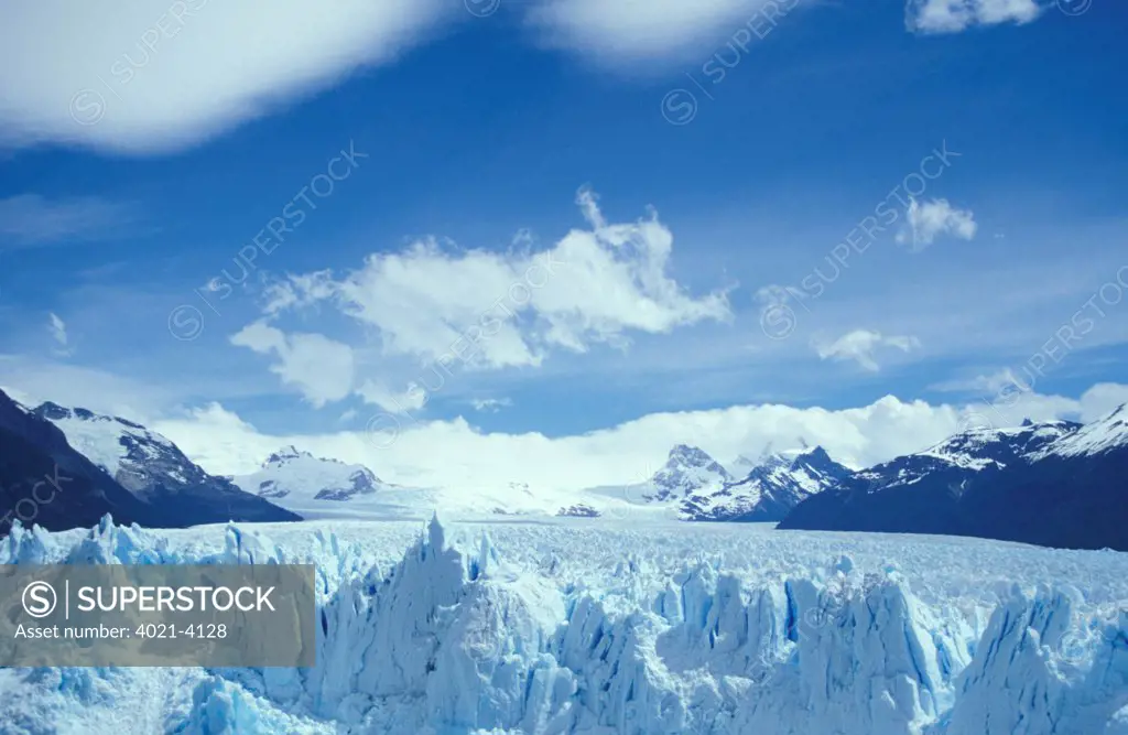 Stunning and expanding glacier in the Los Glaciares National Park, Patagonia, Argentina