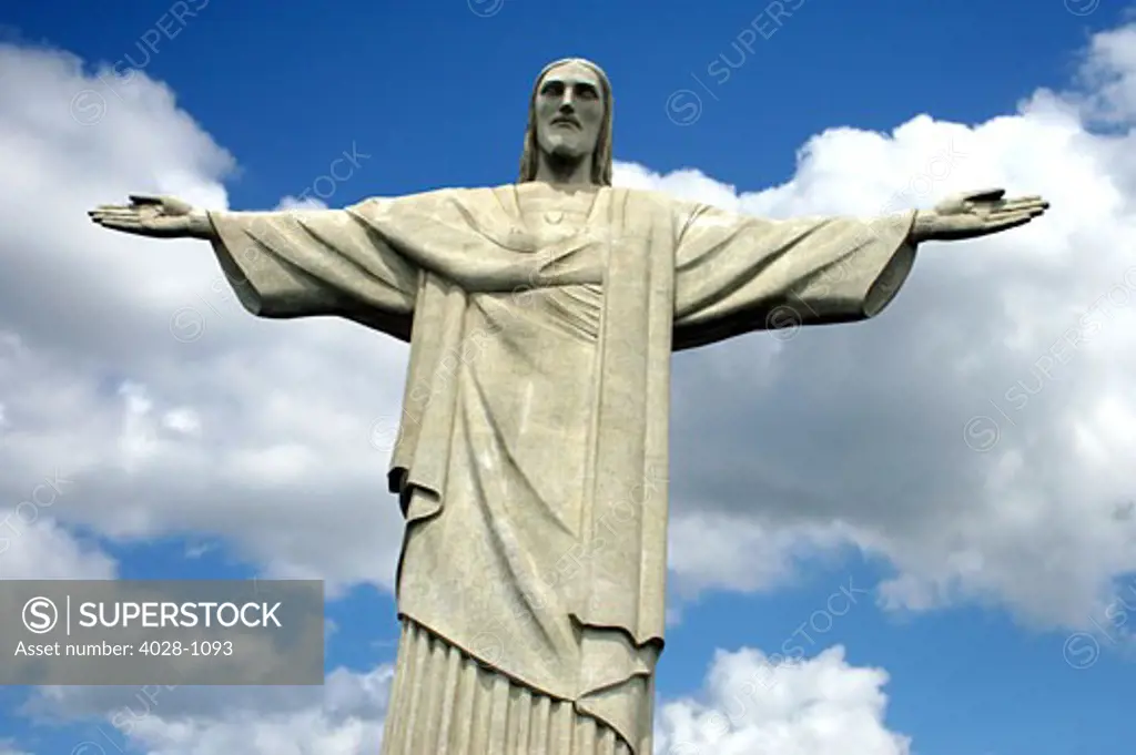 Brasil, Brazil, Rio de Janeiro, Christ the Redeemer on Corcovado mountain.
