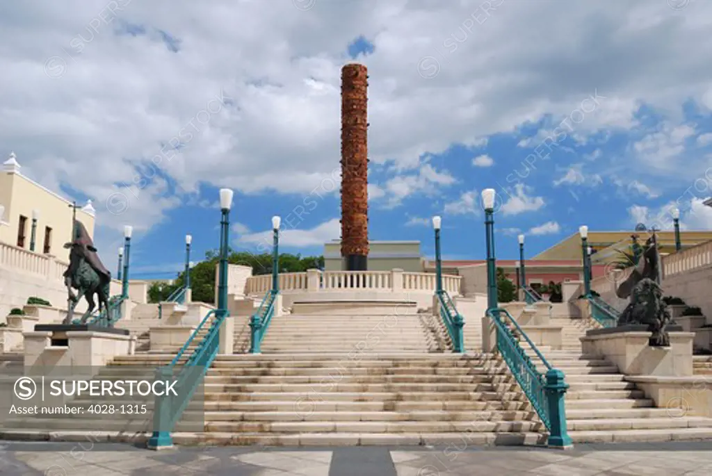 Puerto Rico, San Juan, Plaza del Quinto Centenario, View of El Totem in Plaza del Totem.