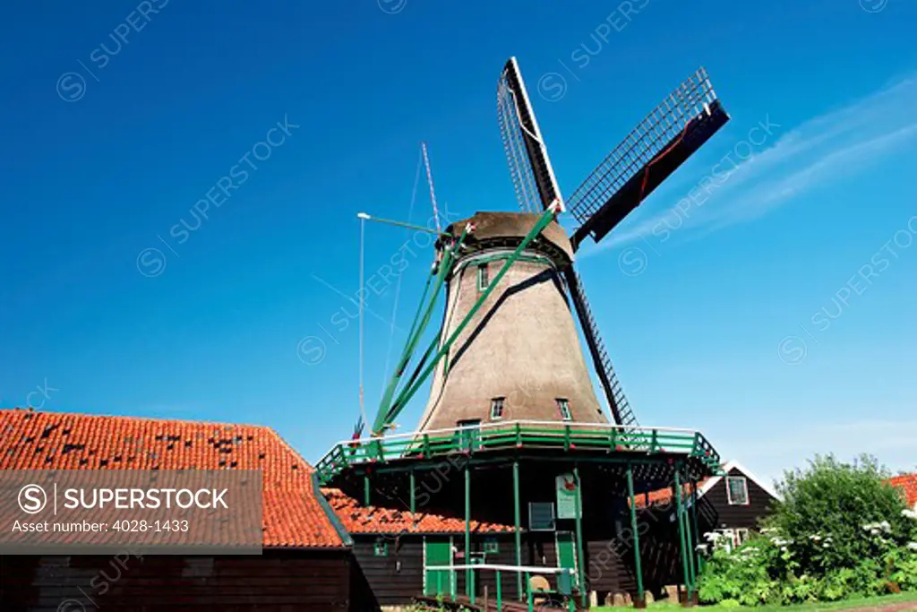 Netherlands, North Holland, Zaanstad, Zaanse Schans, windmills.