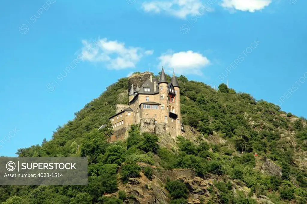Germany, Sankt Goarshausen, Sankt Goarshausen Castle on the Rhine River, River cruise.
