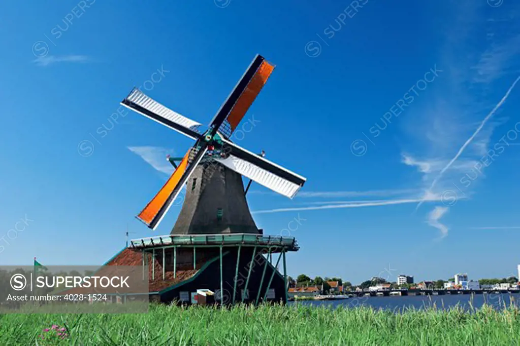 Netherlands, North Holland, Zaanstad, Zaanse Schans, windmills.