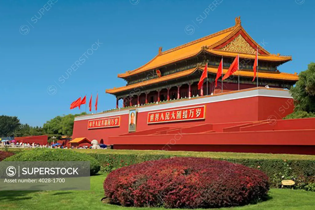 China, Beijing, The Forbidden City, Gate of Heavenly Peace gardens.
