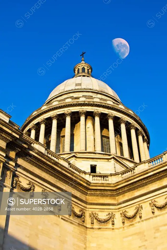 Paris, France, looking up at the dome of the Pantheon (Place des Grands Hommes), the former cathedral houses the remains of France's greatest citizens such as Hugo, Curie and Voltaire.