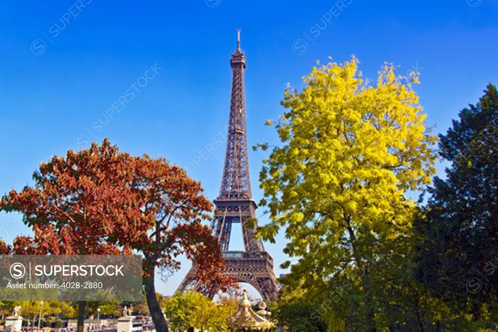 Paris, ile-de-France, France, the Eiffel Tower (Tour Eiffel) in the Autumn