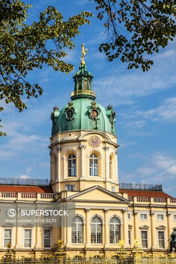 Germany, Berlin, Berlin Charlottenburg, Charlottenburg Palace, The entrance gates and dome