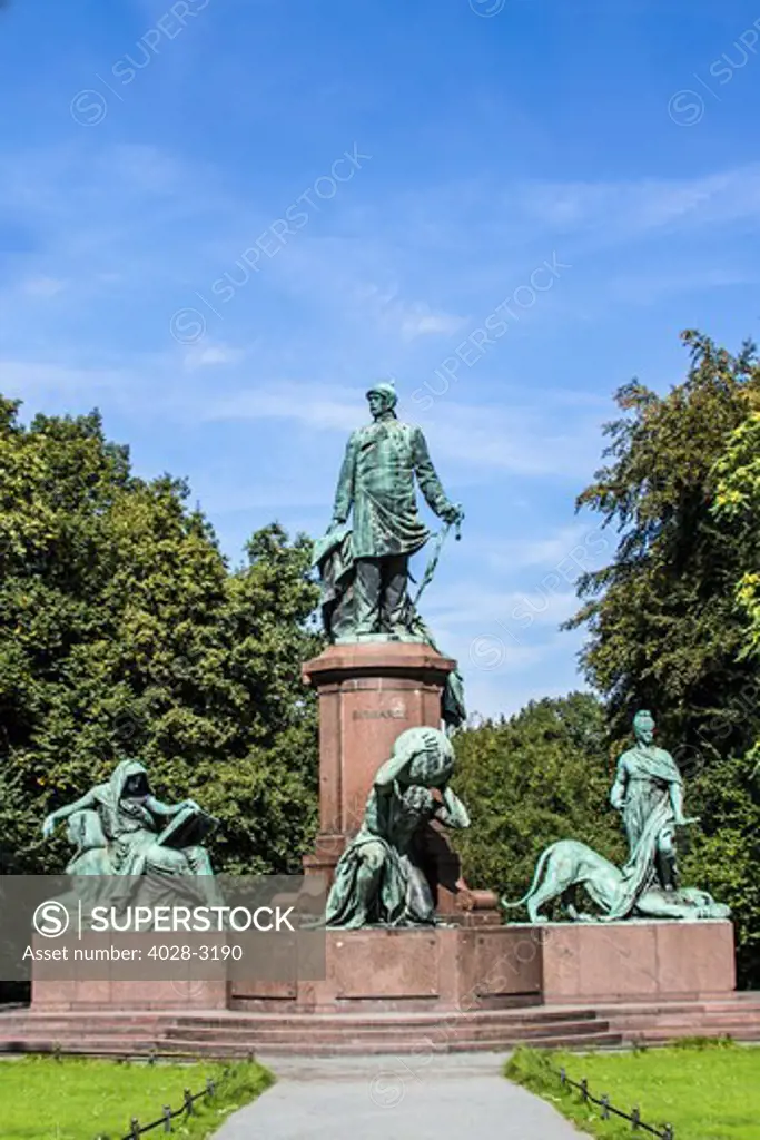 Monument to Otto Von Bismarck by Reinhold Begas located in the Tiergarten park of Berlin, Germany