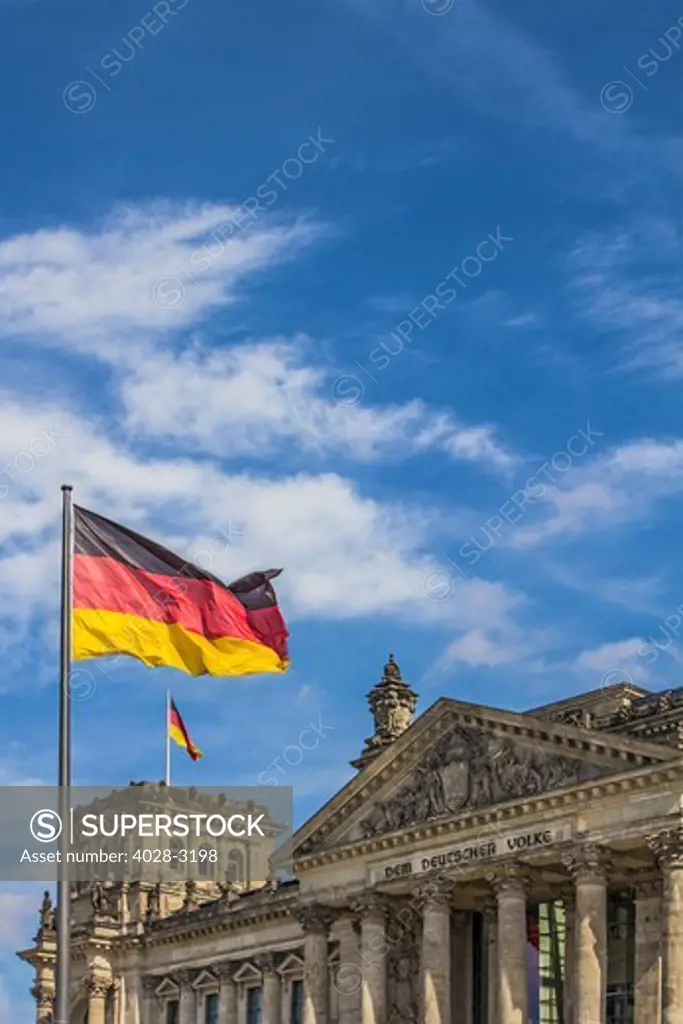 The facade ad dome of the Deutscher Bundestag, Reichstag, German parliament, Regierungsviertel government district, Berlin, Germany, Europe.