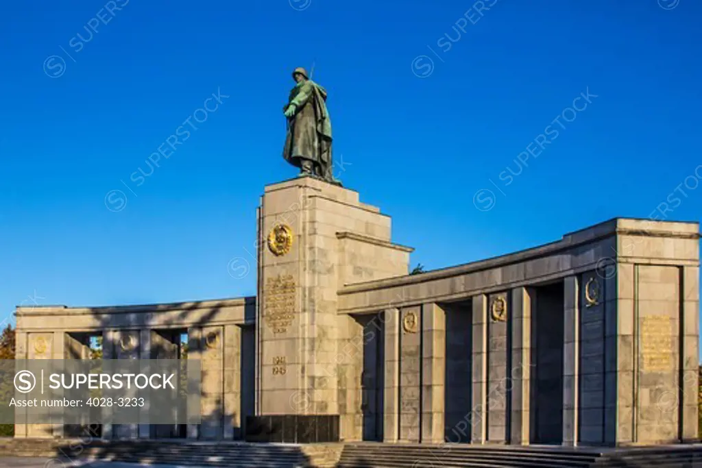 Berlin, Germany, Soviet War Memorial for fallen Russian and Soviet Union soldiers of the Second World War, Strasse des 17. Juni street in the Tiergarten Park
