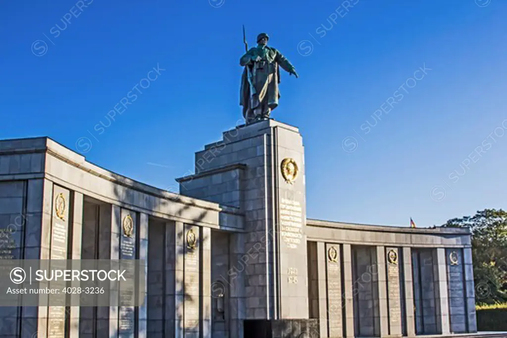 Berlin, Germany, Soviet War Memorial for fallen Russian and Soviet Union soldiers of the Second World War, Strasse des 17. Juni street in the Tiergarten Park