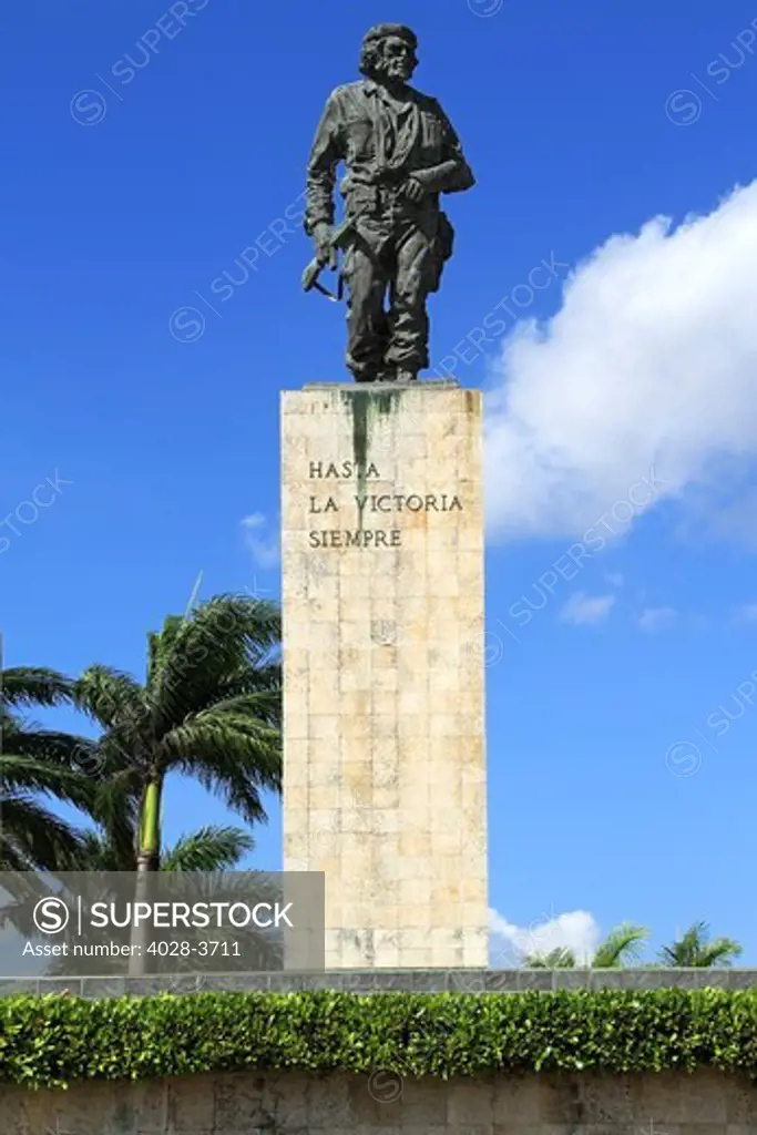 Cuba, Santa Clara,  Villa Clara, Che Guevara Memorial Statue on the Plaza de la Revolucion, Hasta la victoria siempre (always towards victory)