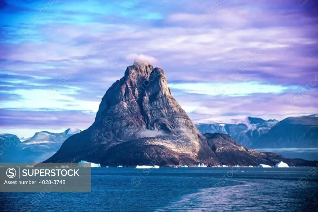 Greenland, Uummannaq,  Uummannaq mountain (1170 m, 3839 ft) as seen from the North is often called Seal Rock as it looks like a seal's head
