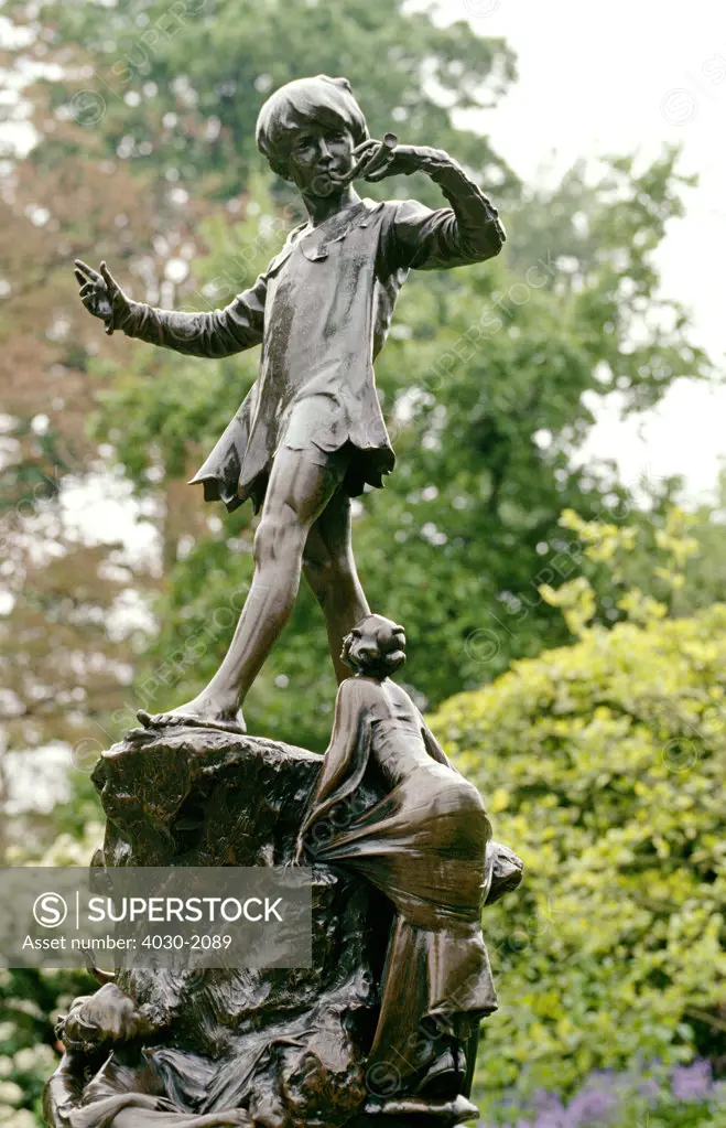 Peter Pan Statue, Kensinton Gardens, London, United Kingdom