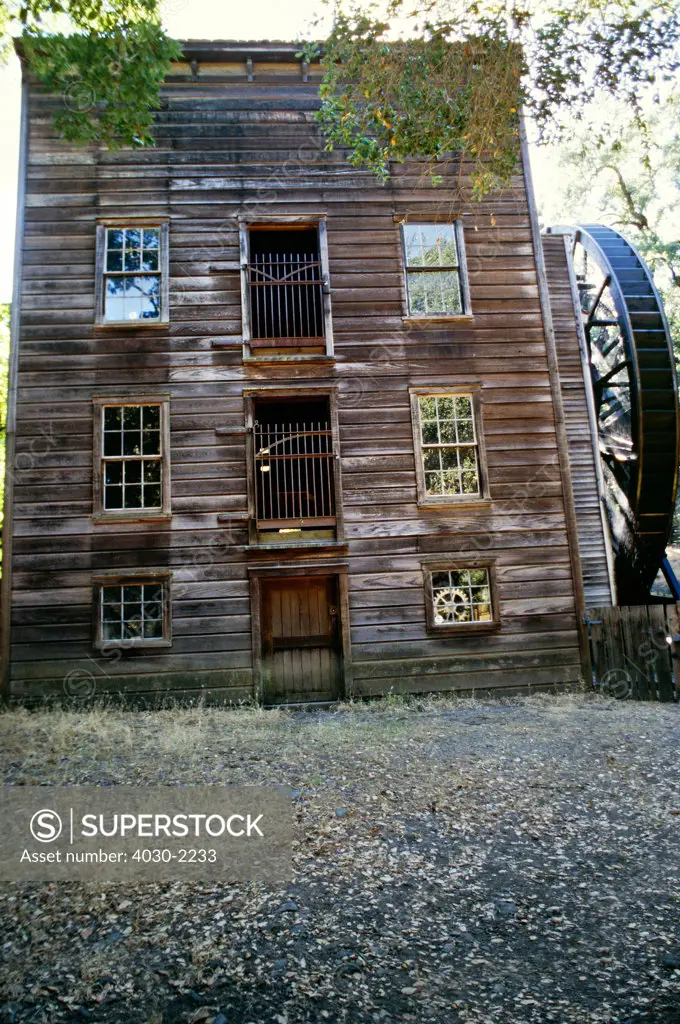 Bale Grist Mill, Napa Valley, California, North America