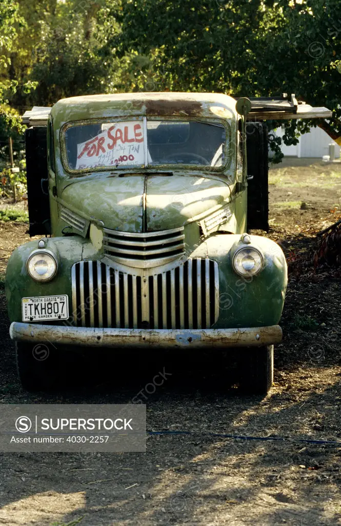Old Car, Napa Valley, California, North America