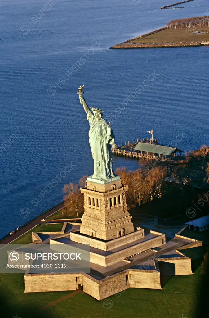 Statue of Liberty, Manhattan, New York, USA
