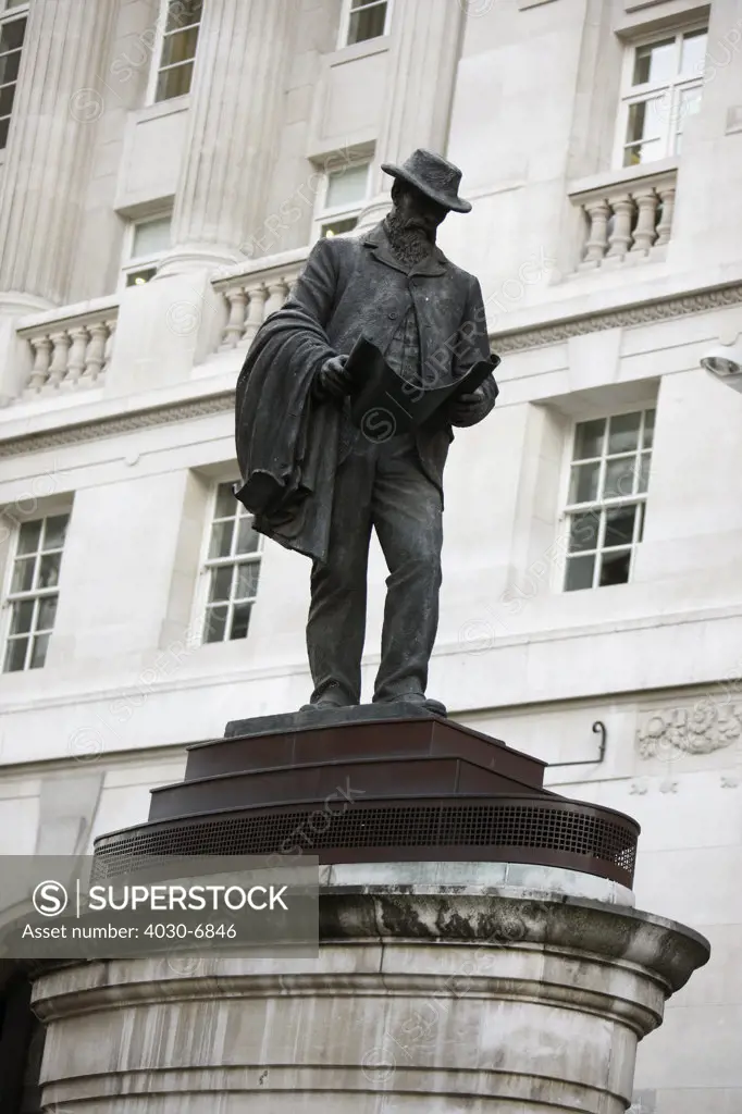 Statue of James Henry Greathead, London