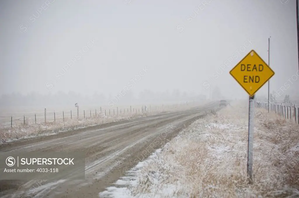Dead End sign at the roadside, Bozeman, Gallatin County, Montana, USA