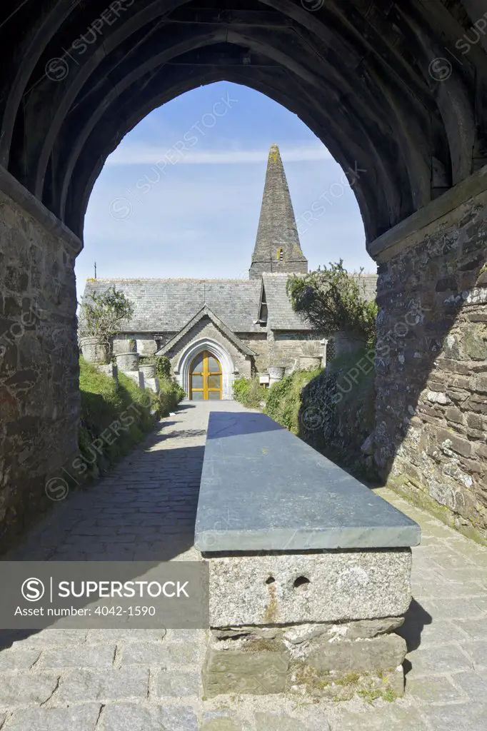 Bier under a lychgate at a church, St Enodoc Church, Trebetherick, North Cornwall, Cornwall, England