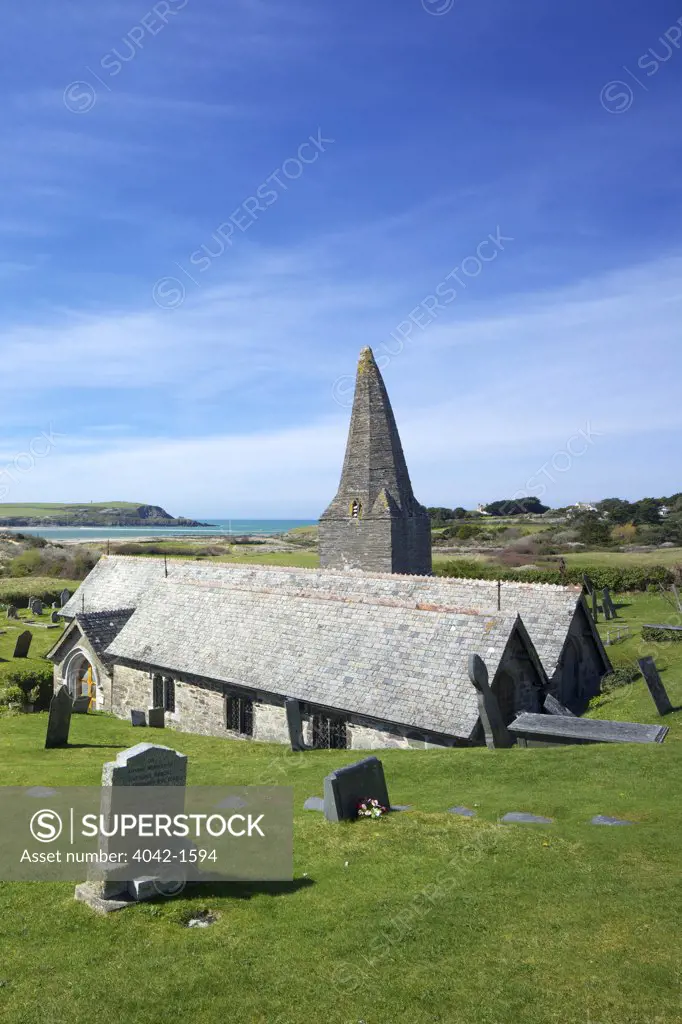 Churchyard at the coast, Camel Estuary, St Enodoc Church, Trebetherick, North Cornwall, Cornwall, England