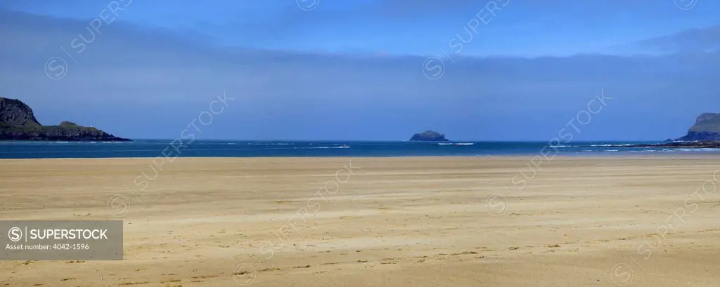 Sandy beach at Camel Estuary, Rock, North Cornwall, Cornwall, England