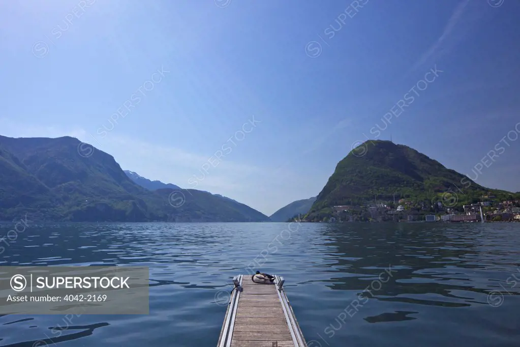 Switzerland, Monte San Salvador, Lake Lugano, Ticino, Duck on jetty in Lugano