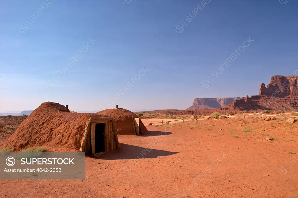 USA, Utah, Monument Valley Navajo Tribal Park, Navajo hogans