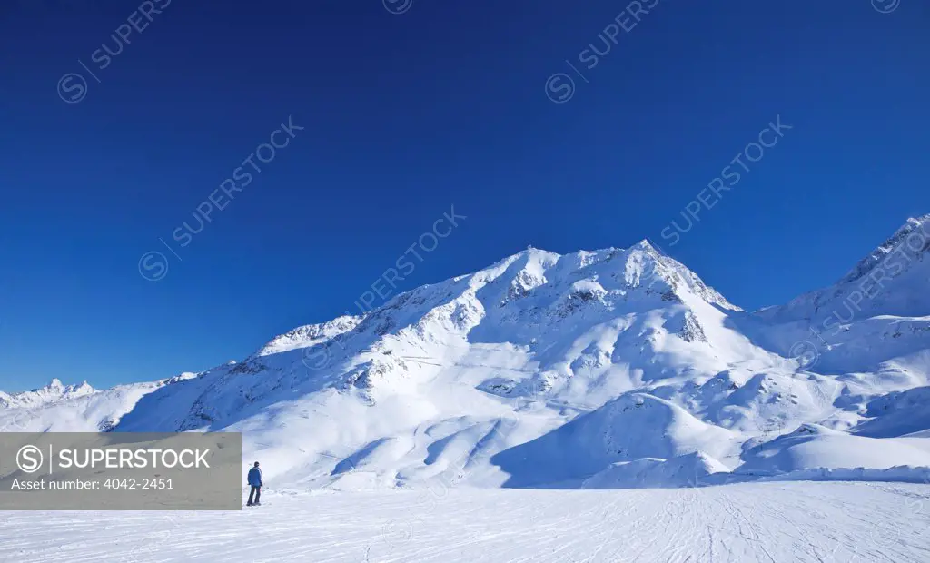 Skier at Col de la Chal, Les Arcs, Savoie, Rhone-Alpes, France