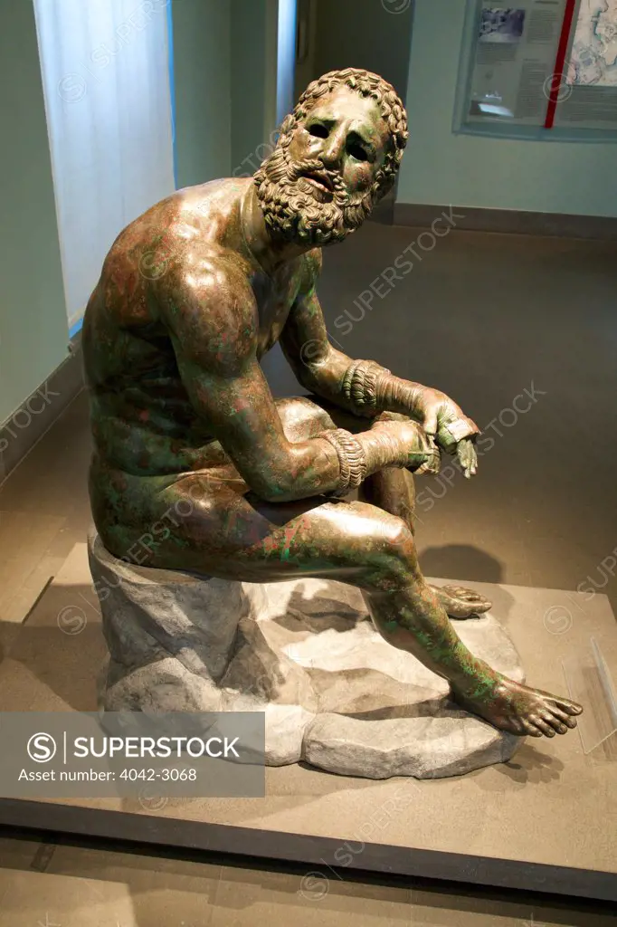 Boxer of Quirinal, or Terme Boxer, Greek Bronze Sculpture, 330 B.C., Palazzo Massimo, National Museum of Rome, Italy