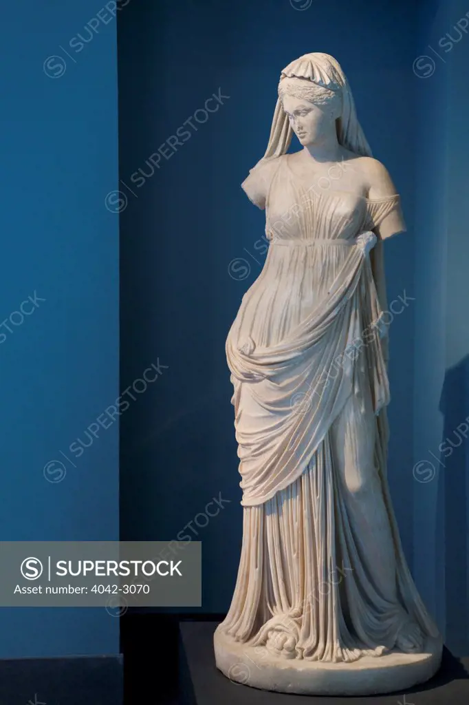 Statue of the muse Melpomene, first century BC, Palazzo Massimo alle Terme, National Museum of Rome, Italy