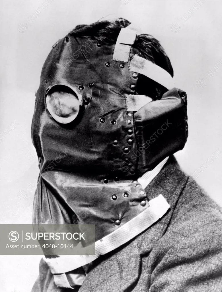 French military gas mask designed to protect ears. June 1937.