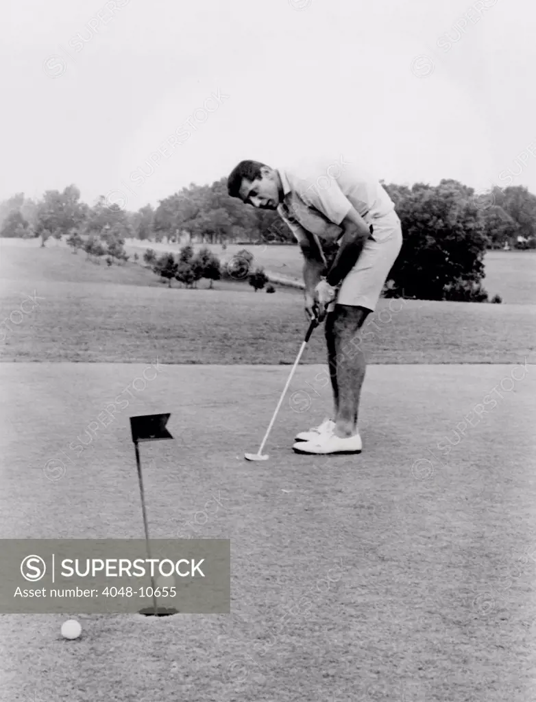 Joe Namath playing golf at the University of Alabama in Tuscaloosa. 1966.