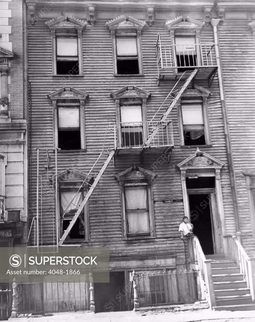 Slum dwelling in New York City, 1937