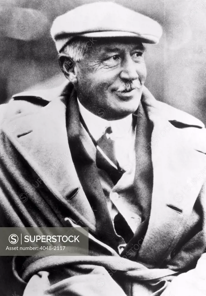 Walter Camp, 'the father of American football,' 1925
