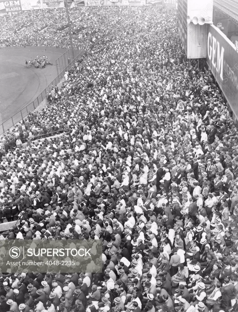 Yankee Stadium Bleachers, New York, 1937