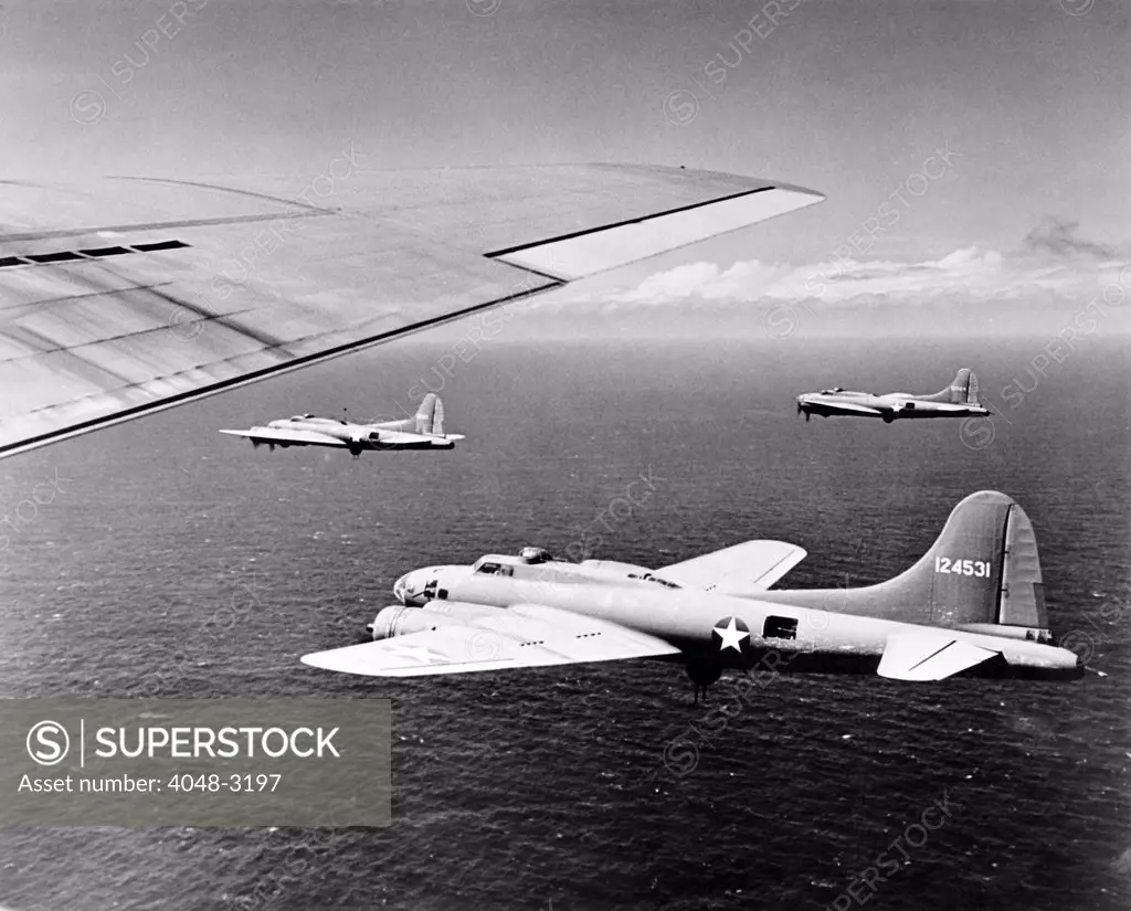 World War II, U.S. airplanes flying, circa 1940-1946.