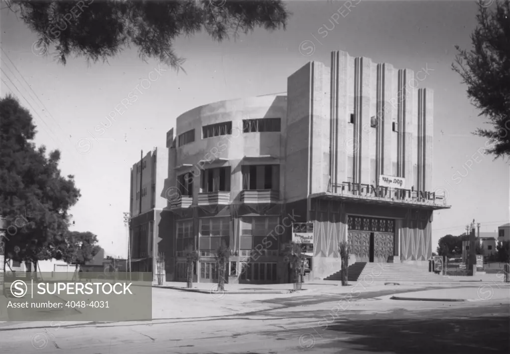 Tel Aviv, Moghrabi theatre, movie picture-house, photograph, 1920-1946.