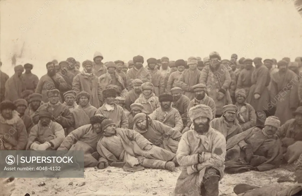 Siberia, A group of hard-labor convicts, photograph, 1885-1886.