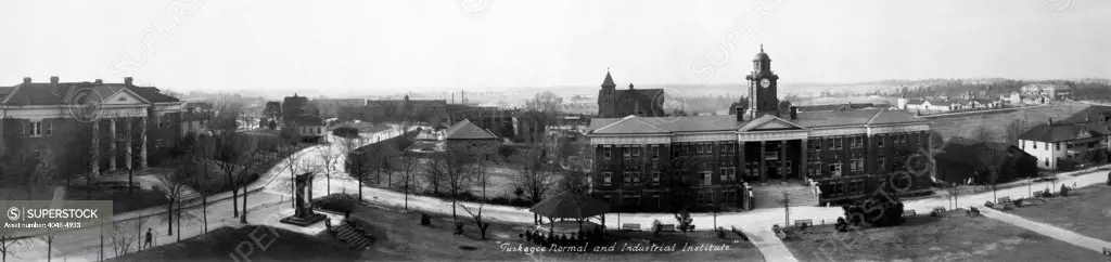 Tuskegee Normal and Industrial Institute. Tuskegee, Alabam ca. 1915
