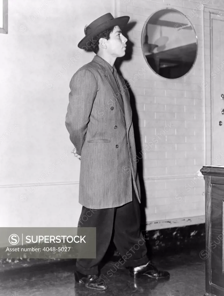 Zoot Suit. Frank Tellez models a zoot suit. Los Angeles, June 11, 1943