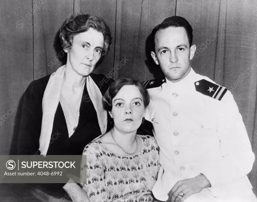 Hawaii 'Honor Killing' principles, Mrs. Granville Fortescue with her daughter, Thalia Massie, and son-in-law, Lt. Thomas H. Massie.