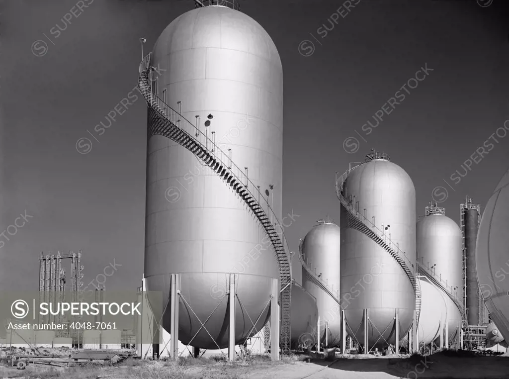 Phillips Petroleum Company gasoline storage tanks in Borger, Texas. 1942.