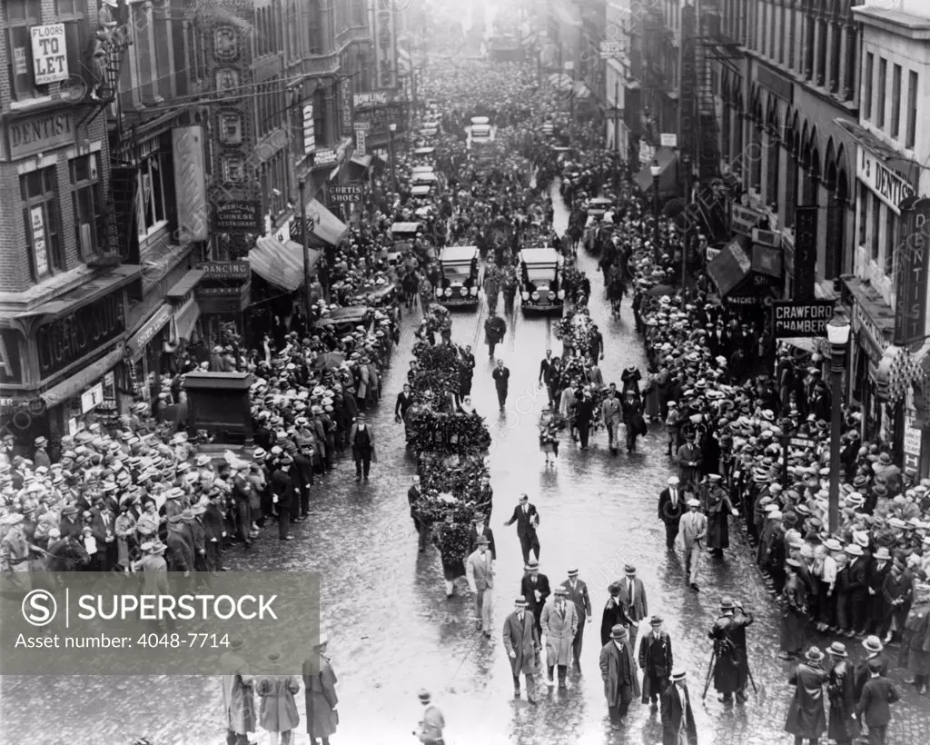 The funeral procession of executed leftists Bartolomeo Vanzetti and Nicola Sacco was attended by thousands in Boston. August 29 1927.