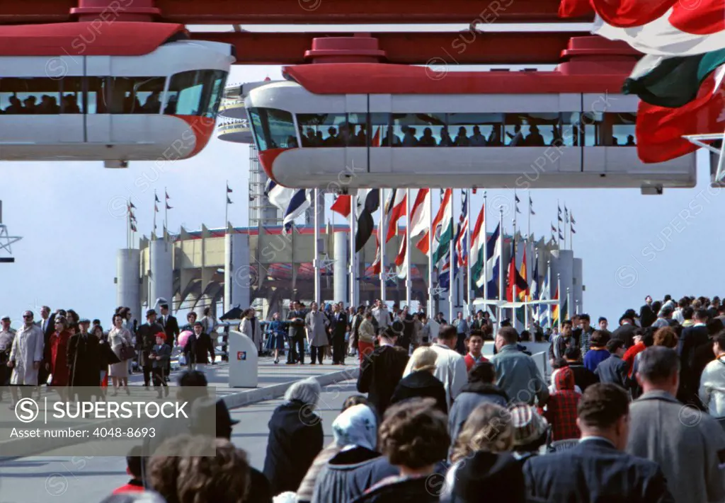 1964 World's Fair, Flushing Meadows, New York. More than 51 million people attended the fair during 1964-65. Photo: John G. Zimmerman Archive / courtesy Everett Collection