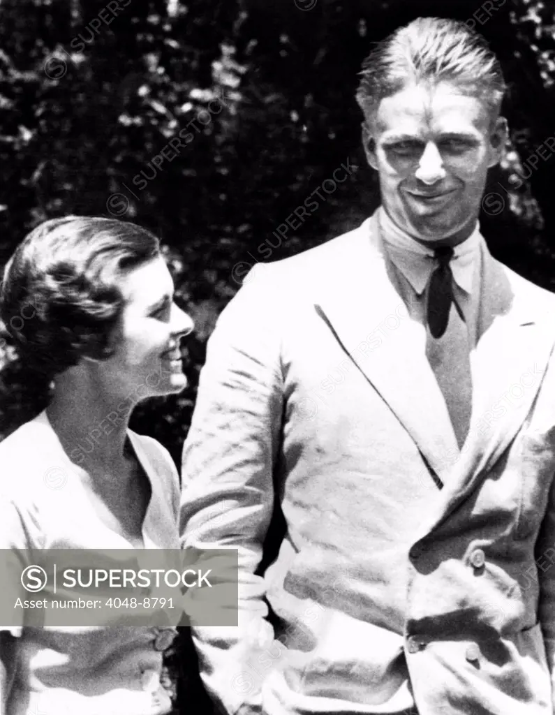 Elliot Roosevelt, son of FDR, with his second wife, Ruth Googins. They were married on July 16, 1933, had three children, and divorced in March 1944.