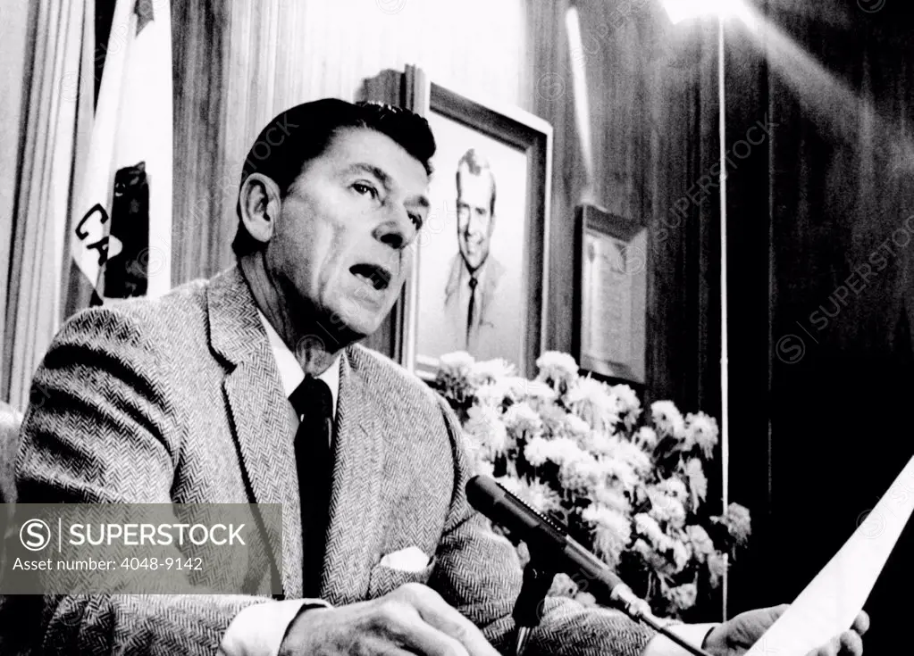 California Gov. Ronald Reagan speaking with newsmen about a dispute between his office and the US Dept. of Health, Education and Welfare. Jan. 3, 1971.